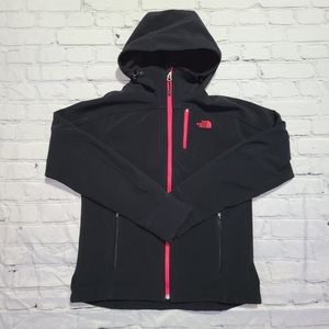 Women's Softshell North Face Winter Jacket…